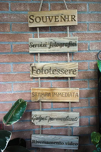 Insegne Artigianali in Legno